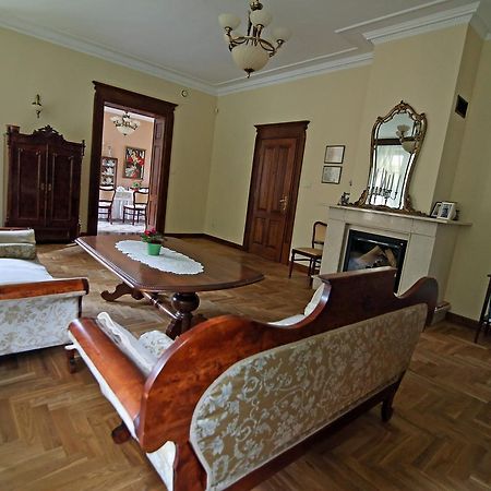 Bed and Breakfast Dwór Bieland Elbląg Exterior foto