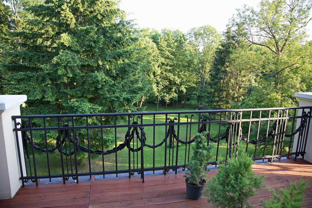 Bed and Breakfast Dwór Bieland Elbląg Exterior foto